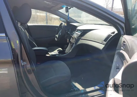 2013 Hyundai Sonata Gls z USA, uszkodzony, nr VIN 5NPEB4AC3DH718490